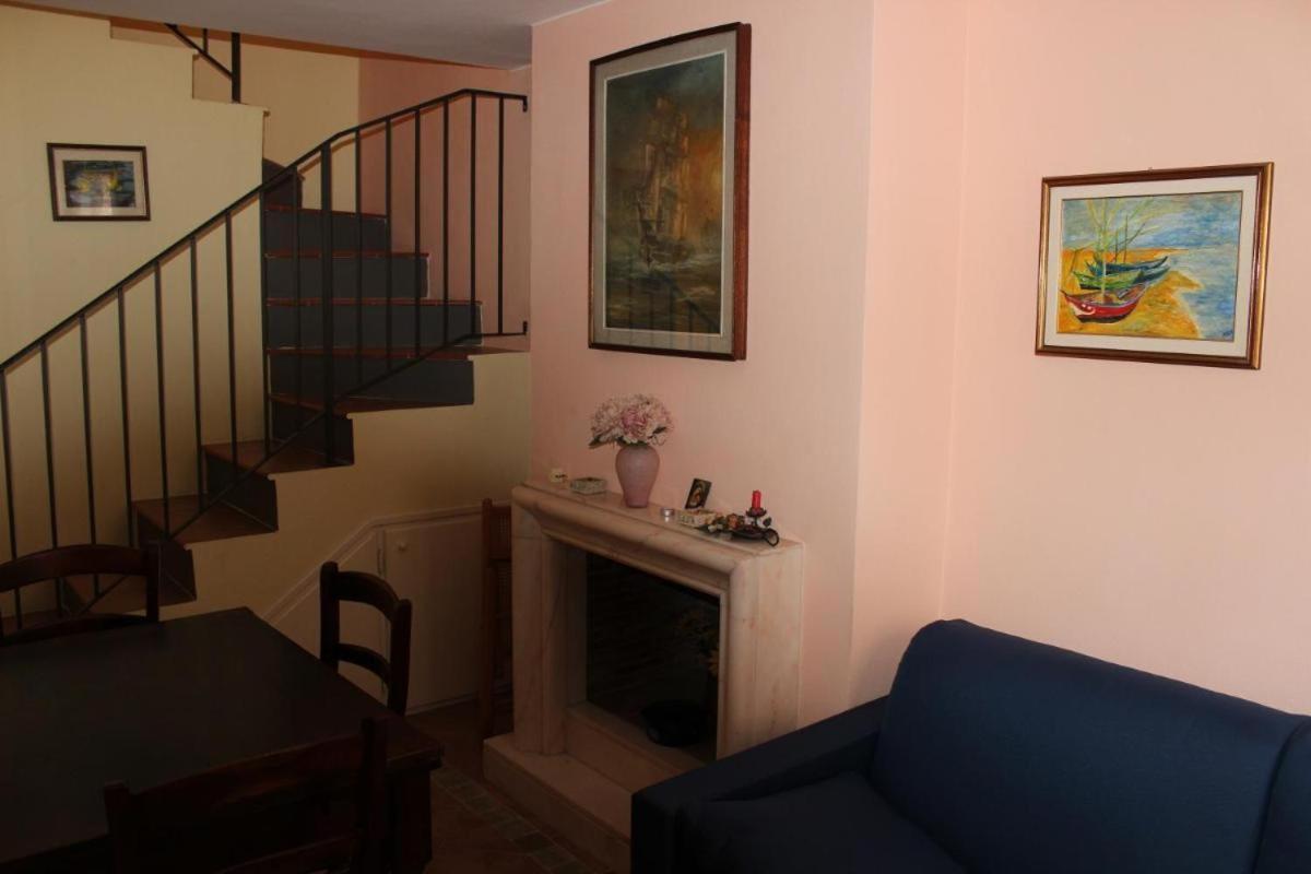 Suite & Loft Due Deliziosi Bilocali, Centralissimi, In Pietrasanta Exteriér fotografie